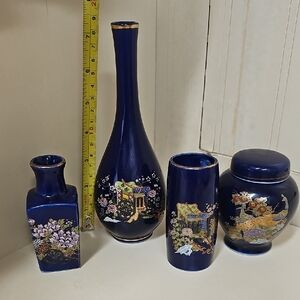 Elegant Floral Navy Vase Set